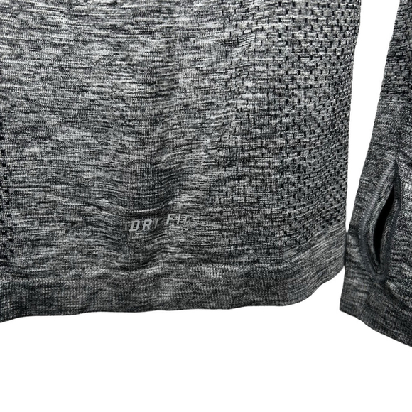 NIKE Women’s Gray DRI-FIT Knit Mesh Running Long Sleeve Active Top Size Medium - Picture 13 of 14
